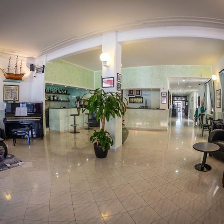 Marina B&B Adults Only Σέστρι Λεβάντε Εξωτερικό φωτογραφία