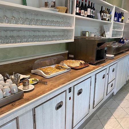 Marina B&B Adults Only Σέστρι Λεβάντε Εξωτερικό φωτογραφία