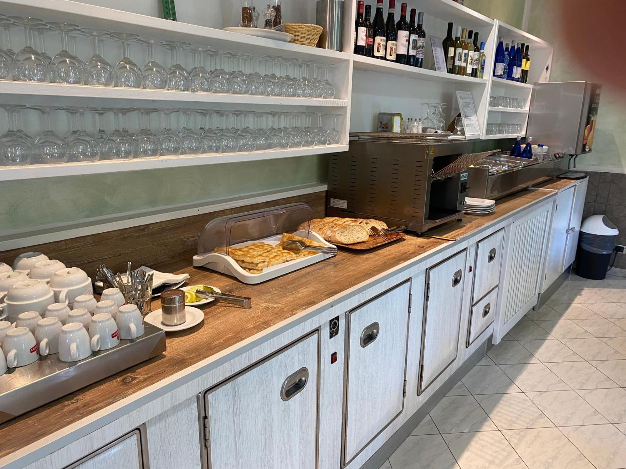 Marina B&B Adults Only Σέστρι Λεβάντε Εξωτερικό φωτογραφία